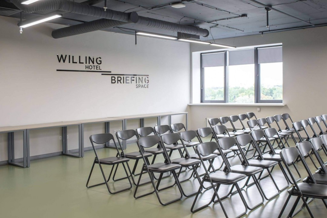 Briefing Space